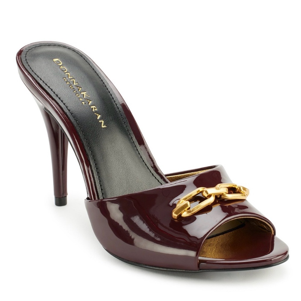 NWB Donna Karan Senna Sandal Mule. Size 8 US. Wine